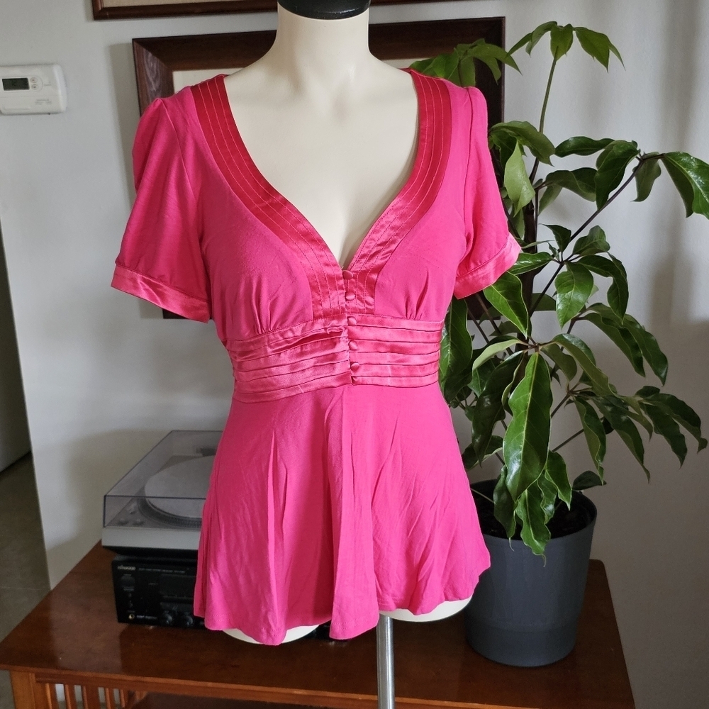 Forever 21 Y2k hot pink bustier babydoll satin back tie chic v-neck soft top